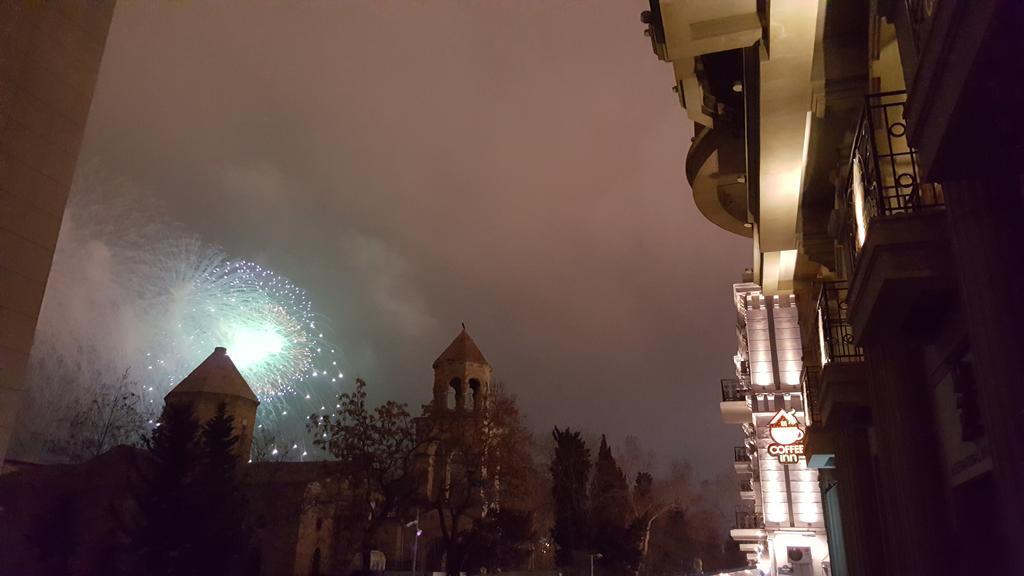 Hostel Inn Hotel&Hostel Баку Экстерьер фото