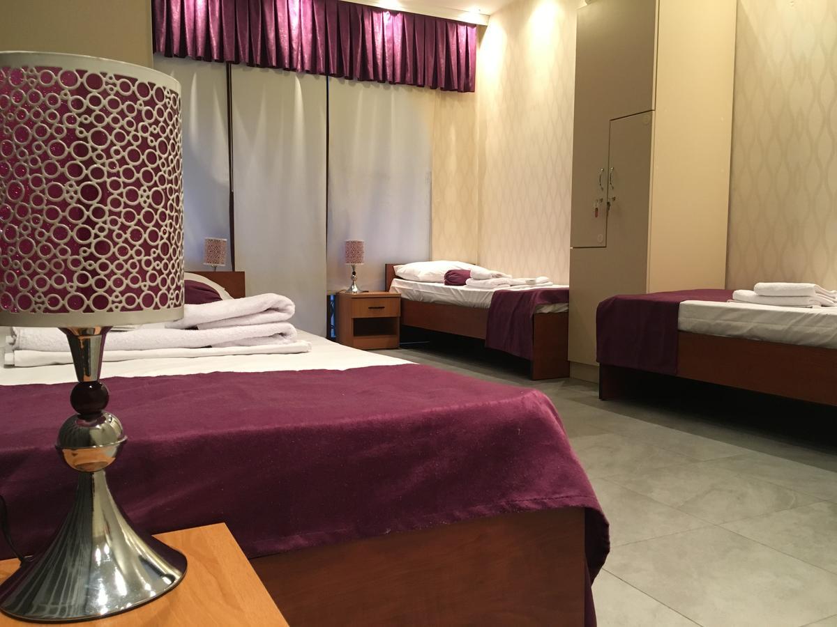 Hostel Inn Hotel&Hostel Баку Экстерьер фото