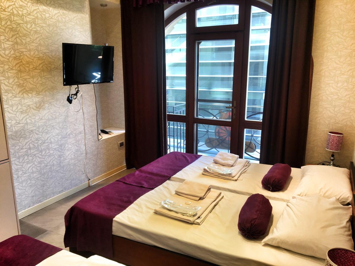 Hostel Inn Hotel&Hostel Баку Экстерьер фото